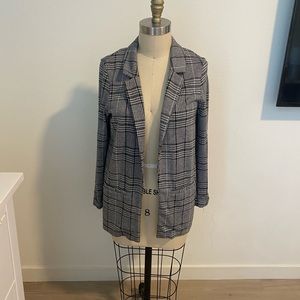 Womenswear plaid oversized blazer